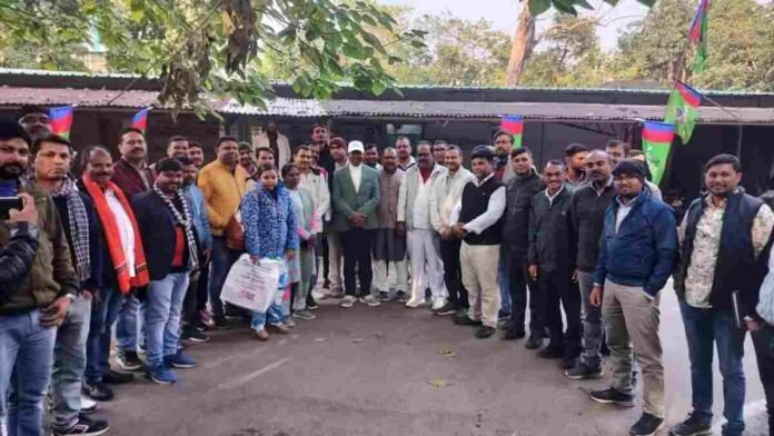 Barkagaon MLA Roshan Lal Choudhary appealed to the workers at the felicitation ceremony of Jharkhand Coal Workers Union