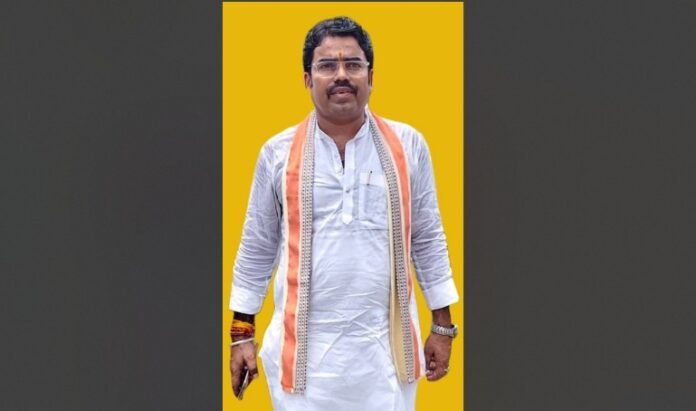 विकास कुमार सिंह, एकमा, बिहार विधानसभा चुनाव 2025, जन सुराज, प्रशांत किशोर, देव कुमार सिंह, बिहार राजनीति, एकमा विधानसभा, राजनीतिक विरासत, विकास की राजनीति,Vikas Kumar Singh, Ekma, Bihar Assembly Elections 2025, Jan Suraj, Prashant Kishore, Dev Kumar Singh, Bihar Politics, Ekma Assembly, Political Legacy, Politics of Development,