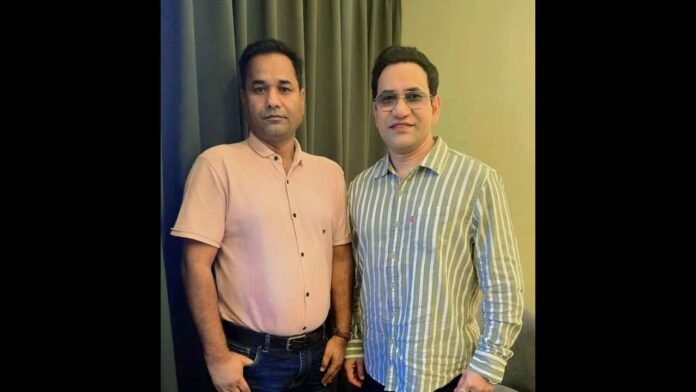 निर्देशक महमूद आलम और दिनेश लाल यादव ने पटना में किया फिल्म  निर्देशक महमूद आलम और दिनेश लाल यादव ने पटना में किया फिल्म