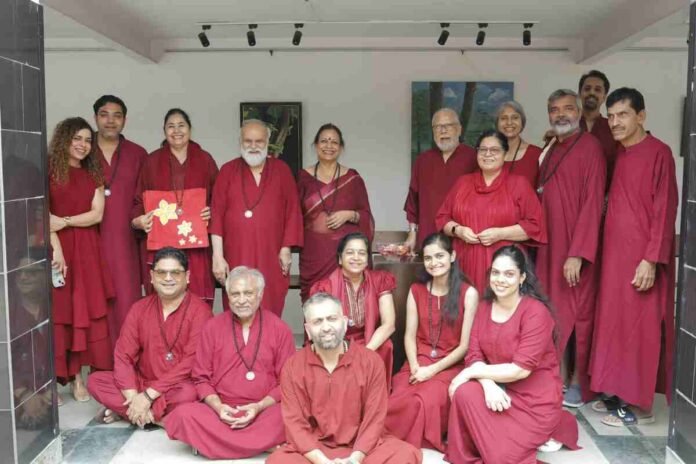 Participants and spiritual seekers celebrating Osho Neo Sannyas Day with meditation at Osho Dham Delhi